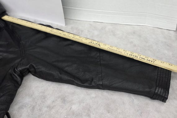 Vtg Womans size M Wilsons Black Leather Hooded fa… - image 8