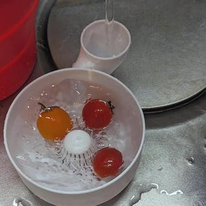 Automatic fruit and vegetable washer / STL file / Strudel washes your food, saves water, and is easy to print. Available for immediate download.