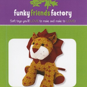 Funky Friends Factory, Patrón de peluche, Patrón de peluche, Patrón de Pauline McArthur, Patrón estampado FFF, Larry Lion