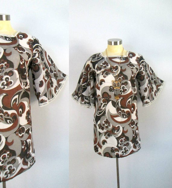 Bell Sleeved 1960s Mod Paisley Mini Dress - image 1