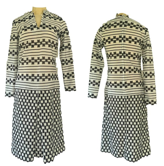 1970s Black White Geometric Dress - image 1