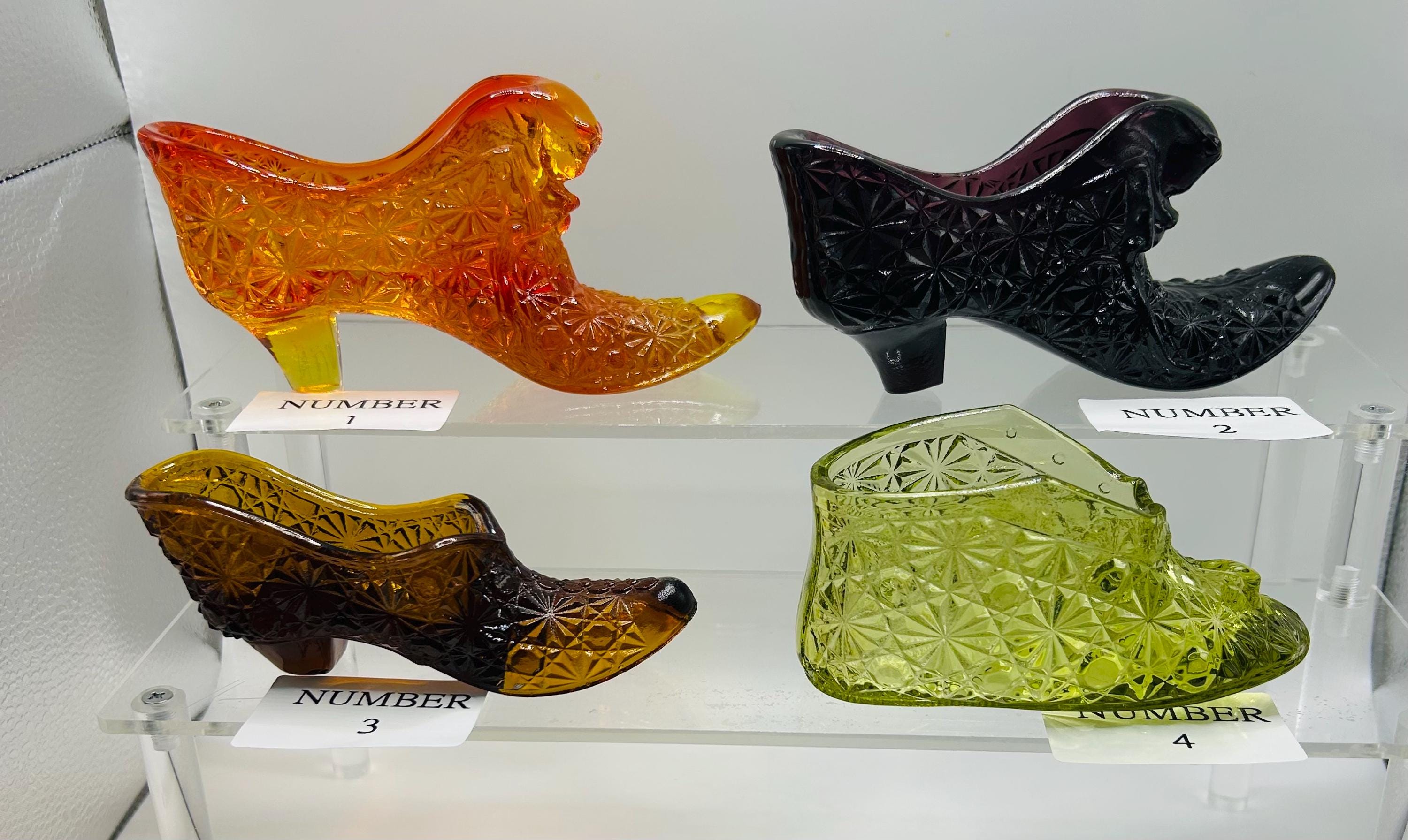 ビンテージ　フェントン ボンボンデッシュ Fenton Glass Shoe - Etsy Canada