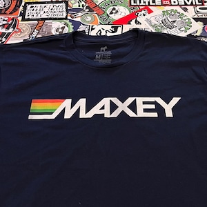 outfitshype.com Tyrese Maxey Philadelphia 76ers Vintage Bootleg NBA Basketball Tee - 90s Style- Tyrese Maxey for Fan's