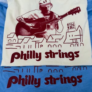 PHILLY Strings tee