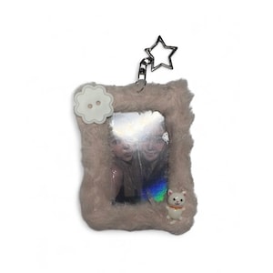 Photocard holder keychain