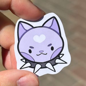 Adesivo carino a forma di gatto pastello con collare a punte, regalo divertente per adolescenti, ragazze, ragazzi, amici, colleghi, diario, planner, decalcomania, estetica kawaii.