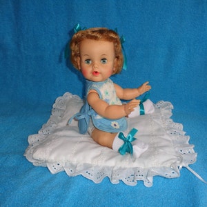 Ideal 1965 BETSY BABY Doll ~13.5" Working Crier ~Original Blue Sun Dress ~Lt Brown/Auburn Hair Green Eyes ~ Betsy Wetsy Family