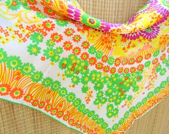 Sally Gee Ladies Scarf, Head Wrap, 60s 70s Hippie Scarf, Ponytail Holder, Bandana Neckerchief, Silk Blend, 23" x 23", Vintage Gift for Mom