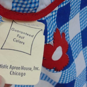 Like New Vintage, Red White Blue, nos Apron w/Paper Tag, ARTISTIC APRON HOUSE, Chicago, Bright Hostess Apron, Blue White Check, Red Flower image 3