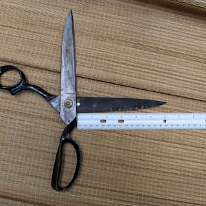 Vintage WISS, No 22 Large Tailor&#39;s Shears, Tailoring Scissors, Tailor&#39;s Scissors, Tailors Shears, Forged Steel, Fabric Cutters, 12&quot;, 12 inch