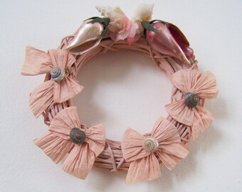 Mini Seashell Wreath: Pink Grapevine/Raffia Bows/Small Space Decor
