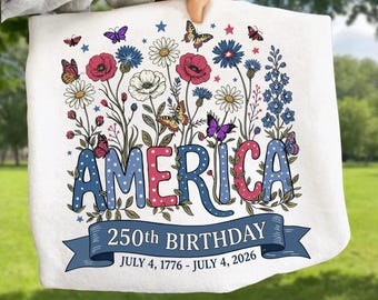アメリカ建国250周年PNG、アメリカ花柄誕生日昇華デザイン、2026年7月4日デジタルダウンロード、愛国的なバラとヤグルマギクのシャツPNG