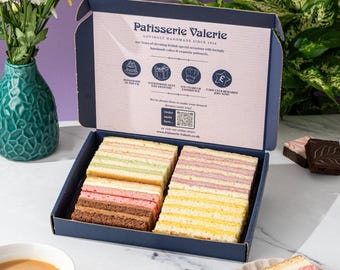 Pastelería Valerie Summer Quartet, caja de bizcocho, entrega en buzón, porciones con sabor a fruta
