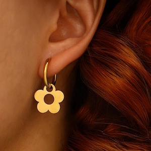 Flower Drop Earrings, Daisy Flower Earrings, Gold earrings, Flower Earrings, Dainty Earrings, Hoop Earrings - Gift for Her, Birthday Gift