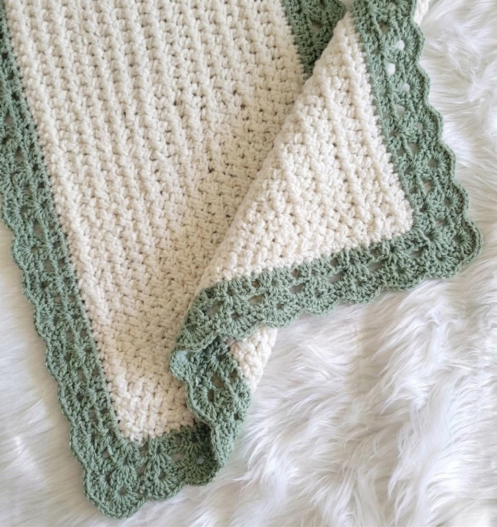 39 Crochet Borders with Lace, Scallops, Frames, and Table Runners 11 Beginner Crochet Baby Blanket