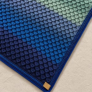 Dragon Scales Crochet Blanket Pattern, Easy Textured Afghan (PDF Pattern)