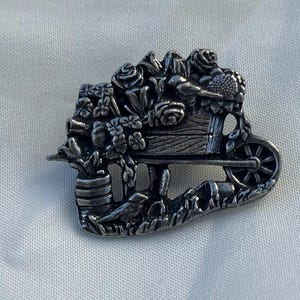 Vintage pin | Birds and Bloom 2001 gardening brooch