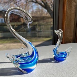 Vintage glass swan figurine