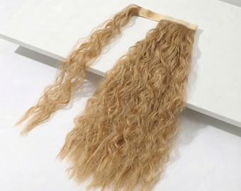 Strawberry Blonde Wavy Wrap Around Ponytail Extension | 20" Long Ponytail Beach Wave Texture | Heat-Resistant Hairpiece