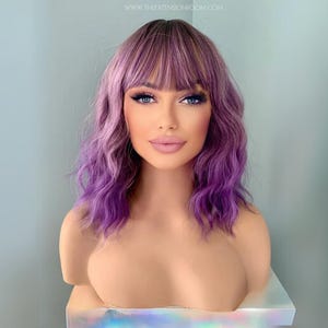 Peluca lila morada con flequillo / Peluca corta de 35 cm con ondas ombré para disfraz de cosplay / Norah