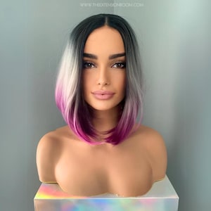 Peluca corta morada ombré con raíces oscuras / Bob liso de 30 cm con degradado lavanda realista / Peluca para cosplay, disfraz, llamativa / Violeta
