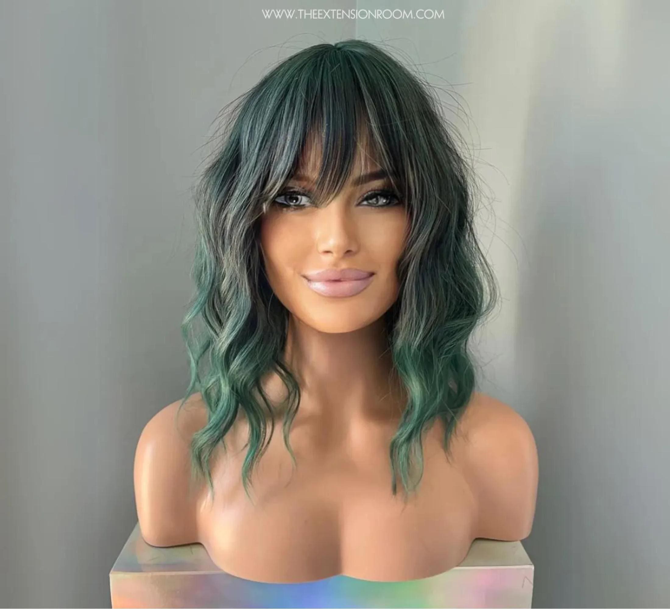 ✨green  cutesy bang cosplay wig +NWT*✨ Andromeda Green 26 Inch Wig with Bangs | Long Wavy Heat  main image 2