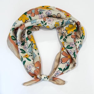 Vintage Floral Colorful Square Scarves Satin Head Neck Scarf Cute Neckerchief Bandana Hair Wraps Wrist Handbag Gift Mother’s Day Gift
