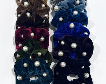 Pearl Velvet Scrunchies Women Elegant hair accessories Hair Tie Colorful Scrunchies Gift for Women Bridesmaid Scrunchies