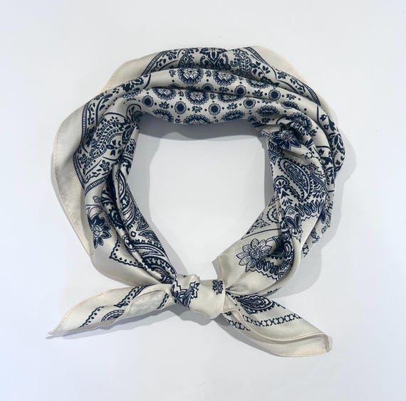 Vintage Style Boho Paisley Square Scarves Satin Head Neck  display picture 1