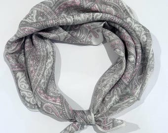 Vintage Paisley Boho Square Scarves Satin Head Neck Scarf Gray Pink Silky Neckerchief Bandana Hair Wraps Wrist Handbag
