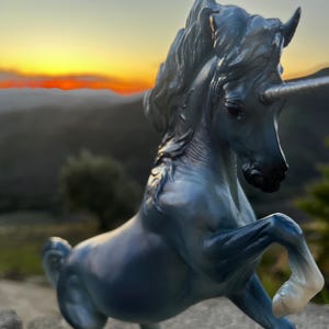 Breyer Cascade Unicorn - Unique Collector’s Model