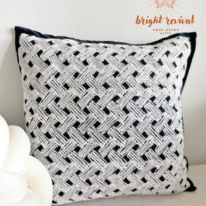 Decorative throw pillow, black and white pillow, textured sofa pillow, modern pillow decor, geometric pillowcase, luxury throw cushion