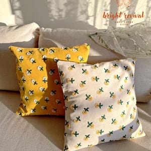 Mit Blumen besticktes Kissen, Vintage Blumenkissen, Bauernhauskissen, französisches Landhauskissen, Leinen-Cottagecore-Kissenbezug