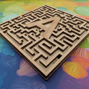 Laberinto cortado a láser con monograma, 26 diseños A-Z, archivos para Glowforge, xTool, regalo personalizado de laberinto, regalo para profesores, rompecabezas de letras