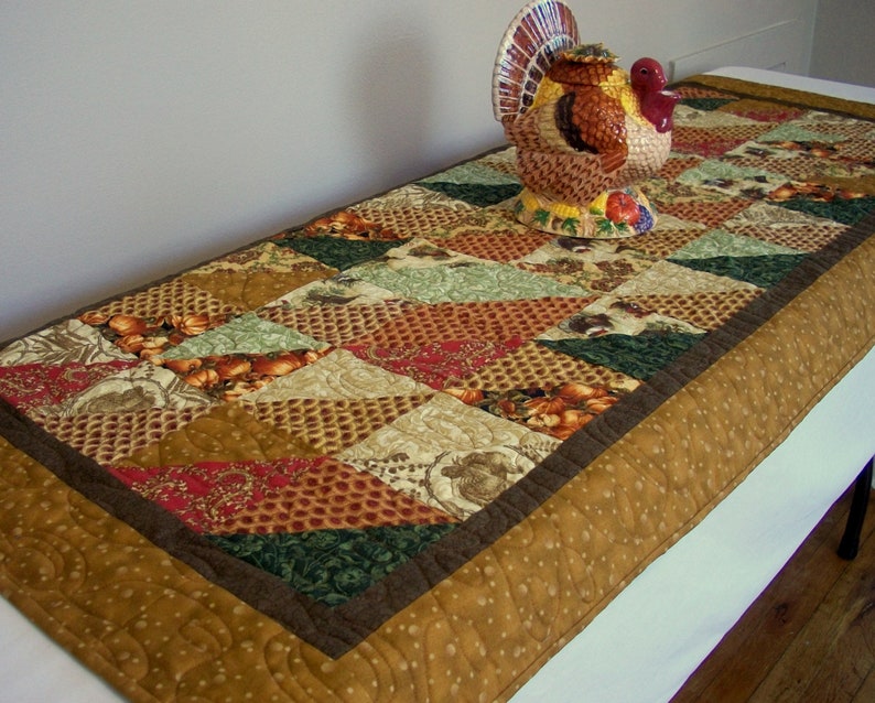 Turkey Table Runner Quilted Thanksgiving Leaves Pumpkins Etsy UK