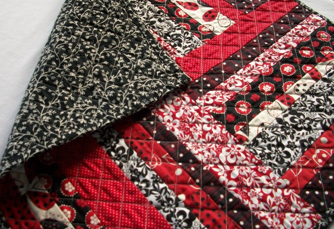 Red Black Table Topper Square Quilted Quiltsy Handmade FREE U.S