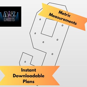 Può includere: Un disegno a tratto nero e bianco del numero nove con diversi piccoli cerchi. L'immagine include il testo "Misure metriche" e "Piani scaricabili istantaneamente". Il logo di "A-Z LIGHTS" si trova nell'angolo in alto a sinistra.