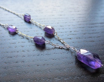 Dainty amethyst and silver necklace