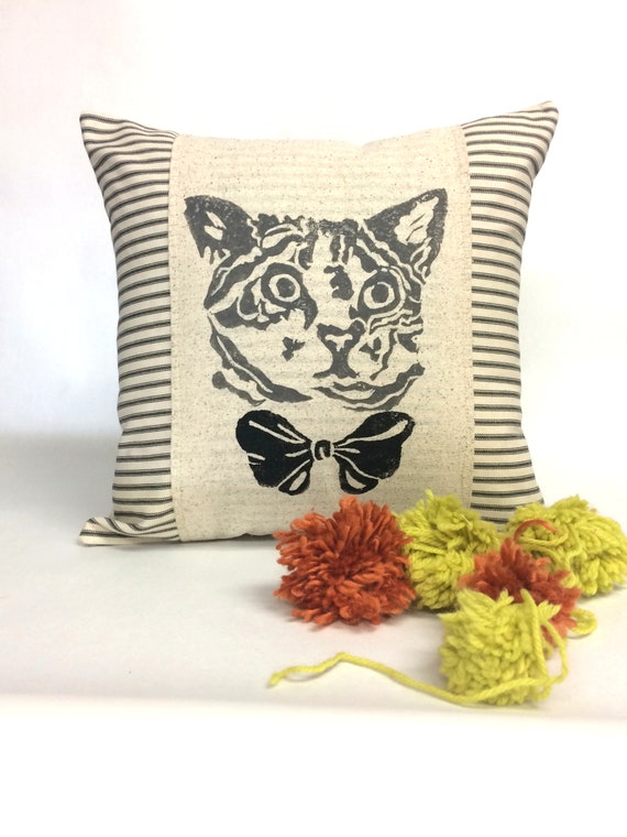 cat print pillow