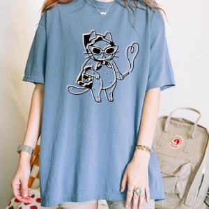 Cool Cat Graphic T-Shirt, Funny Hipster Cat Tee, Indie Streetwear Shirt, Trendy Unisex Cat Lover Gift, Vintage Aesthetic Cartoon Shirt
