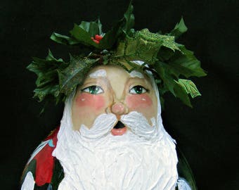 Father Christmas with Holly Crown/ Pere Noel/ Santa Gourd/Old Fashioned Santa/ Santa Claus Gourd/ Old Fashioned Christmas/ Santa Ornament