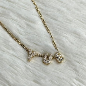 Collar con letra personalizada, collar con nombre, collar con letra de globo, collar minimalista, regalo personalizado, regalo para ella, regalo de Navidad