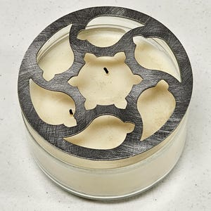 Coastal Leaf Candle Topper Lid: Metal Jar Lid, Decor for LED Jar Candles, works with Yankee, Nest, Bath and Body works and Walmart Candles image 5