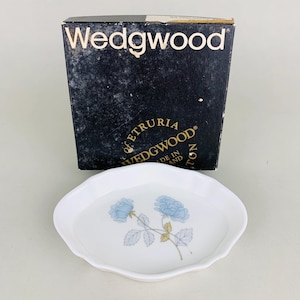 Vintage Wedgwood Ice Rose Trinket Dish Made in England 11.5cm Bone China w/Box