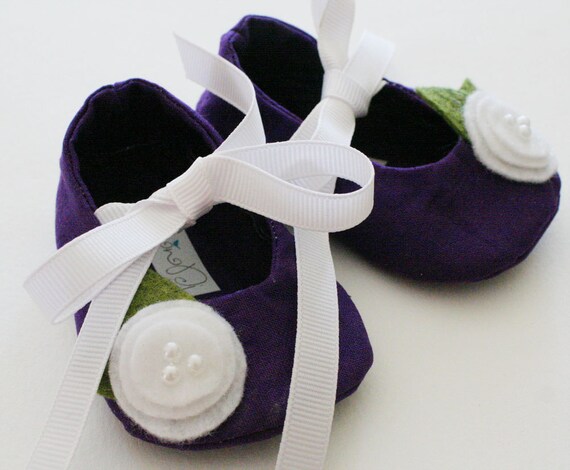 Items similar to Baby Girl Shoes - Purple Mary Janes with BONUS ...