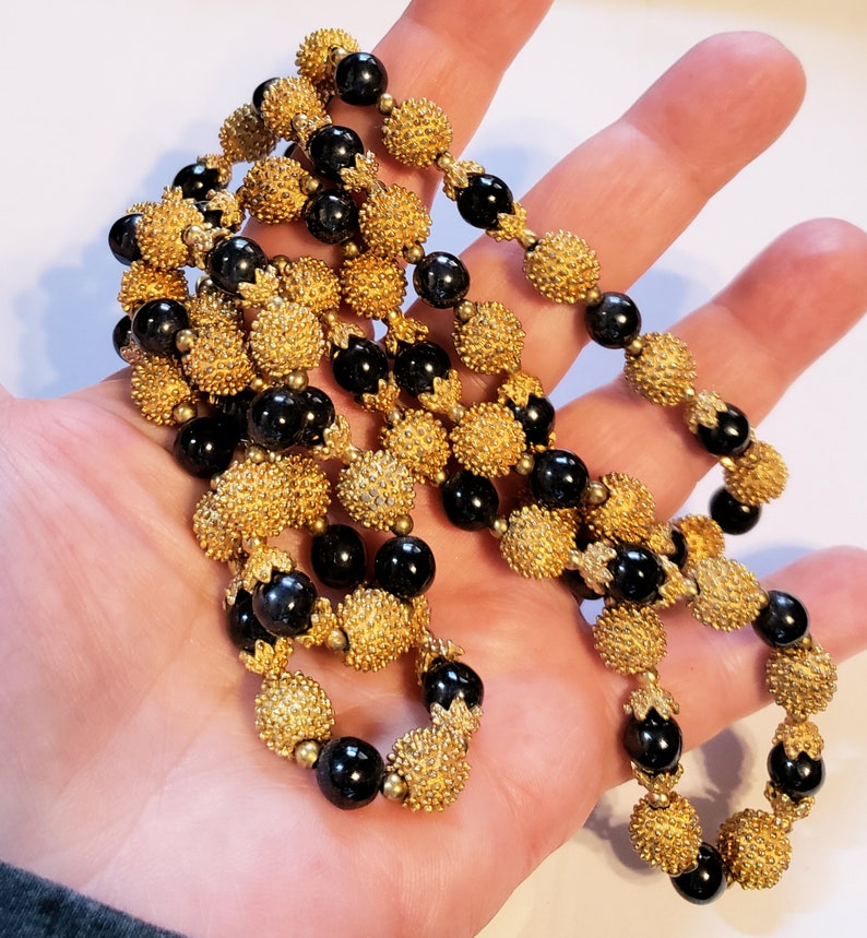 High End Necklace Vintage Necklace Faux Black Pearl Necklace Black /& Gold Statement Necklace Stunning Beaded Necklace Nubby Gold Beads