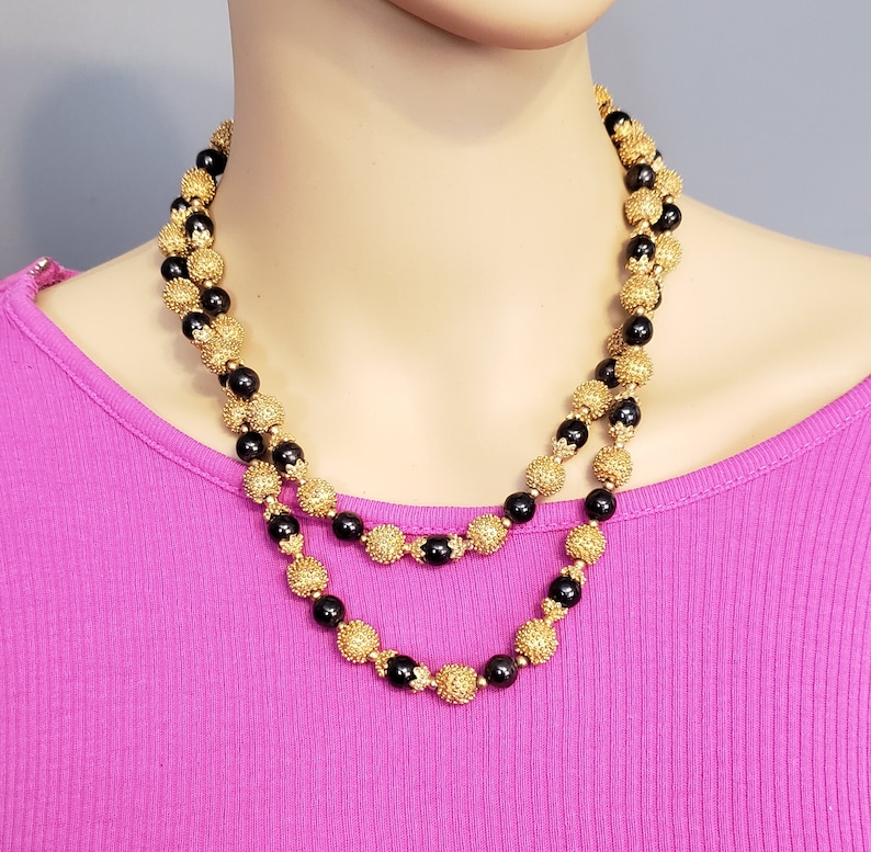 High End Necklace Vintage Necklace Faux Black Pearl Necklace Black /& Gold Statement Necklace Stunning Beaded Necklace Nubby Gold Beads
