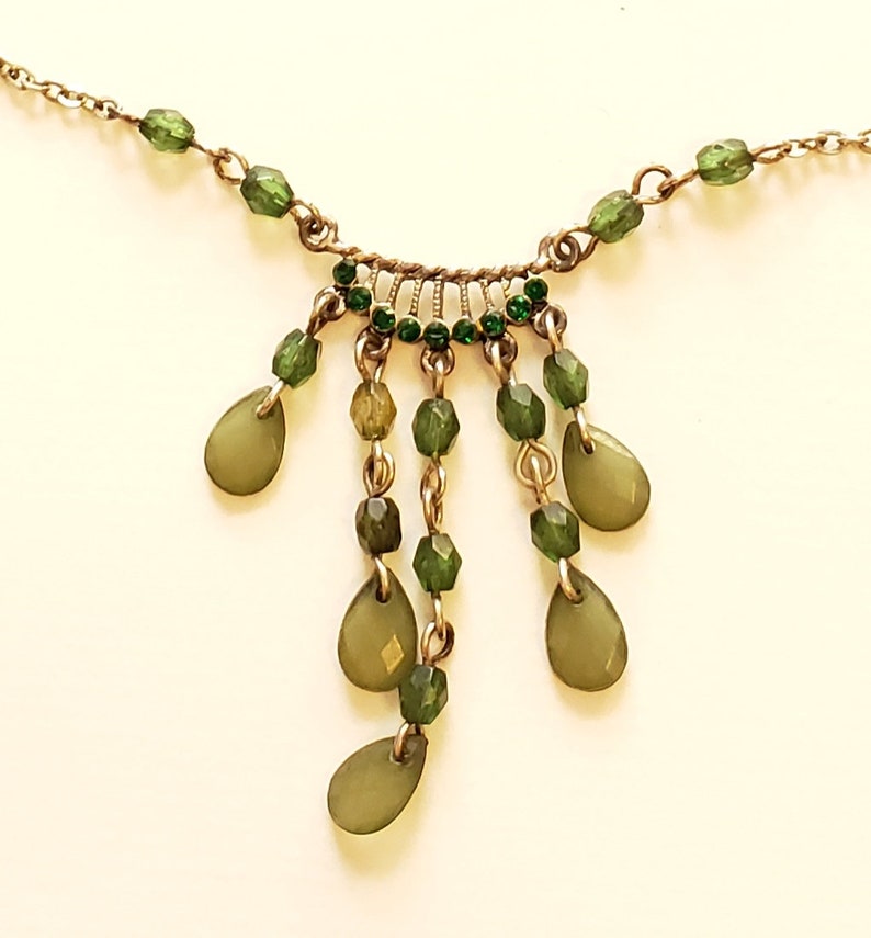 Vintage Drop Necklace Statement Necklace Green Lucite /& Green Rhinestone Necklace Vintage Jewelry Beaded Bib Necklace Feminine Necklace