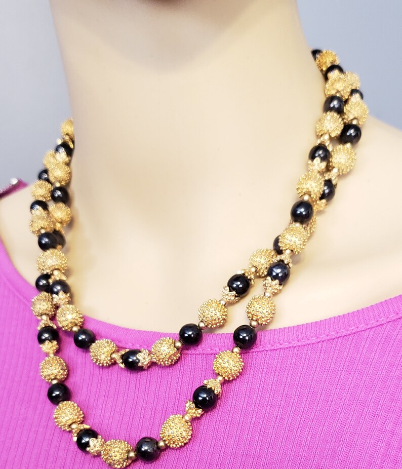 High End Necklace Vintage Necklace Faux Black Pearl Necklace Black /& Gold Statement Necklace Stunning Beaded Necklace Nubby Gold Beads