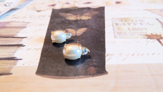 Items similar to Faux Pearl and Rhinestone Earrings Stud Pierced ...